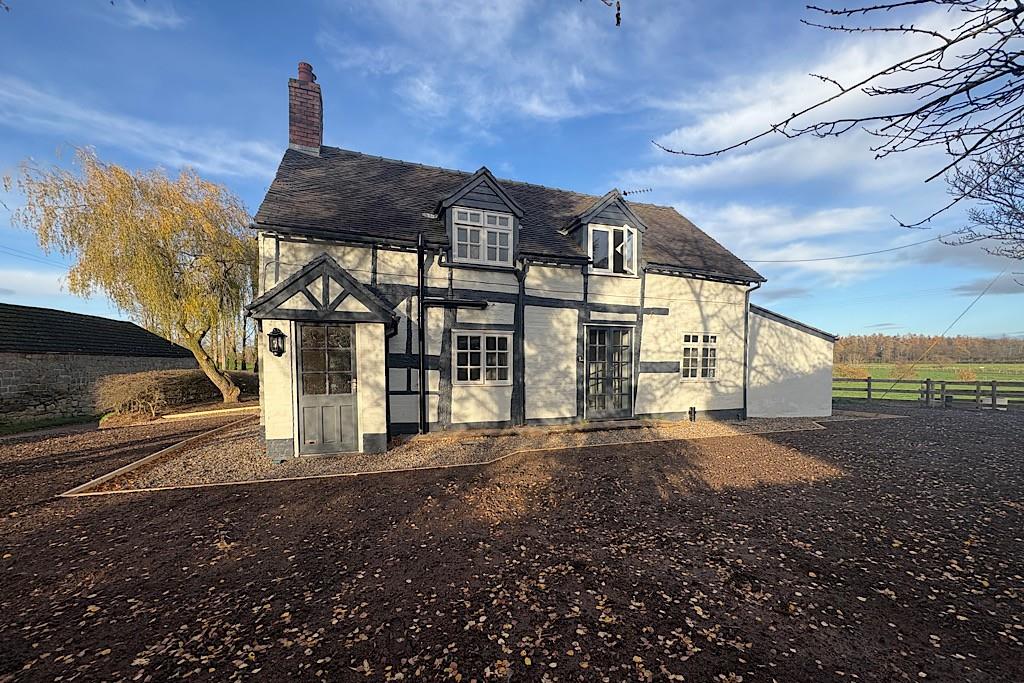 8 Haston Road, Shrewsbury, SY4 3DJ To Let